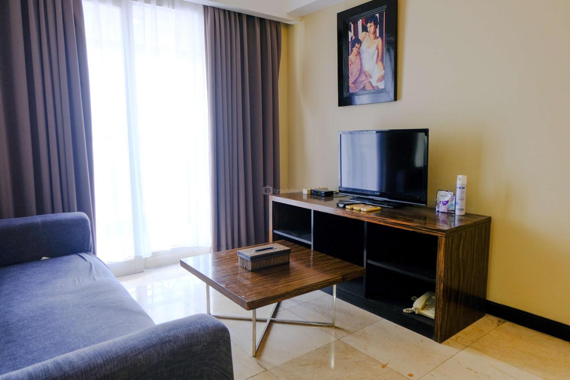 Strategic And Comfortable 2Br At Braga City Walk Apartment By Travelio Bandung Exterior photo